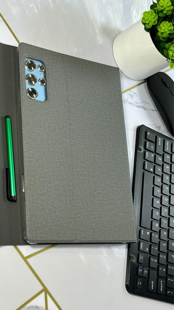 Планшет новый 512GB в камплекте все есть