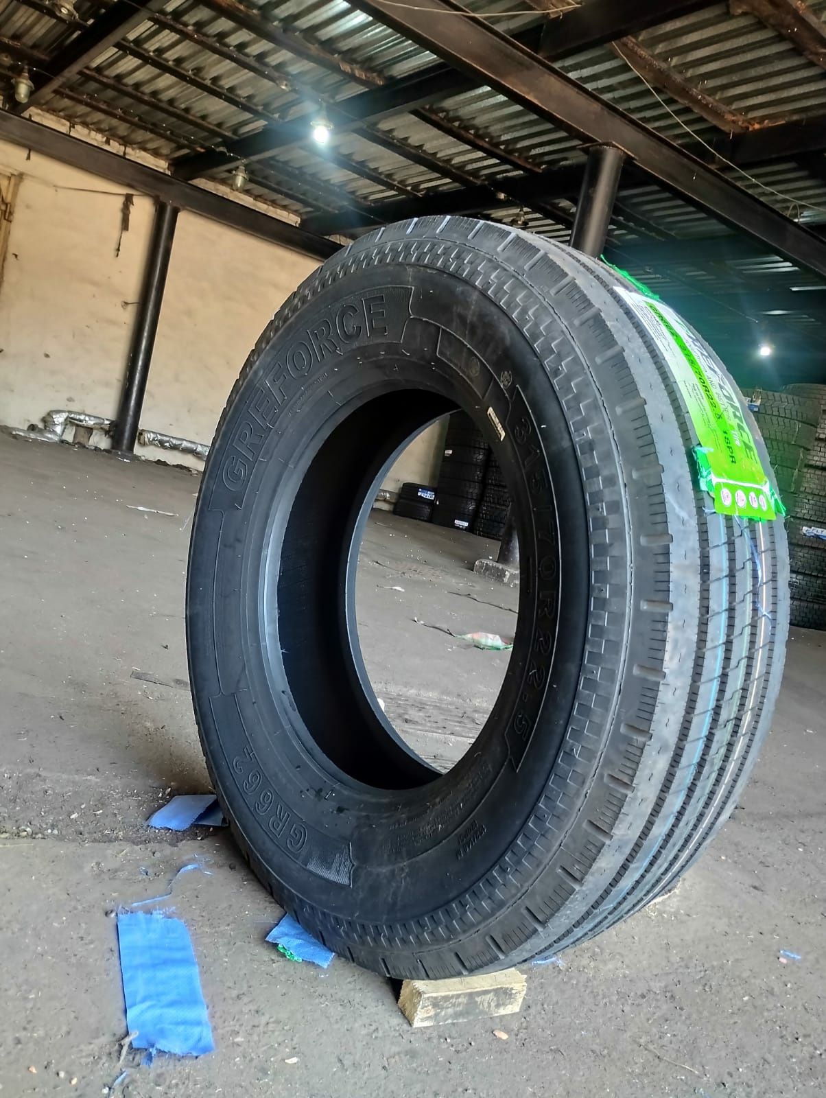 315/70R22,5 РУЛЕВАЯ шины