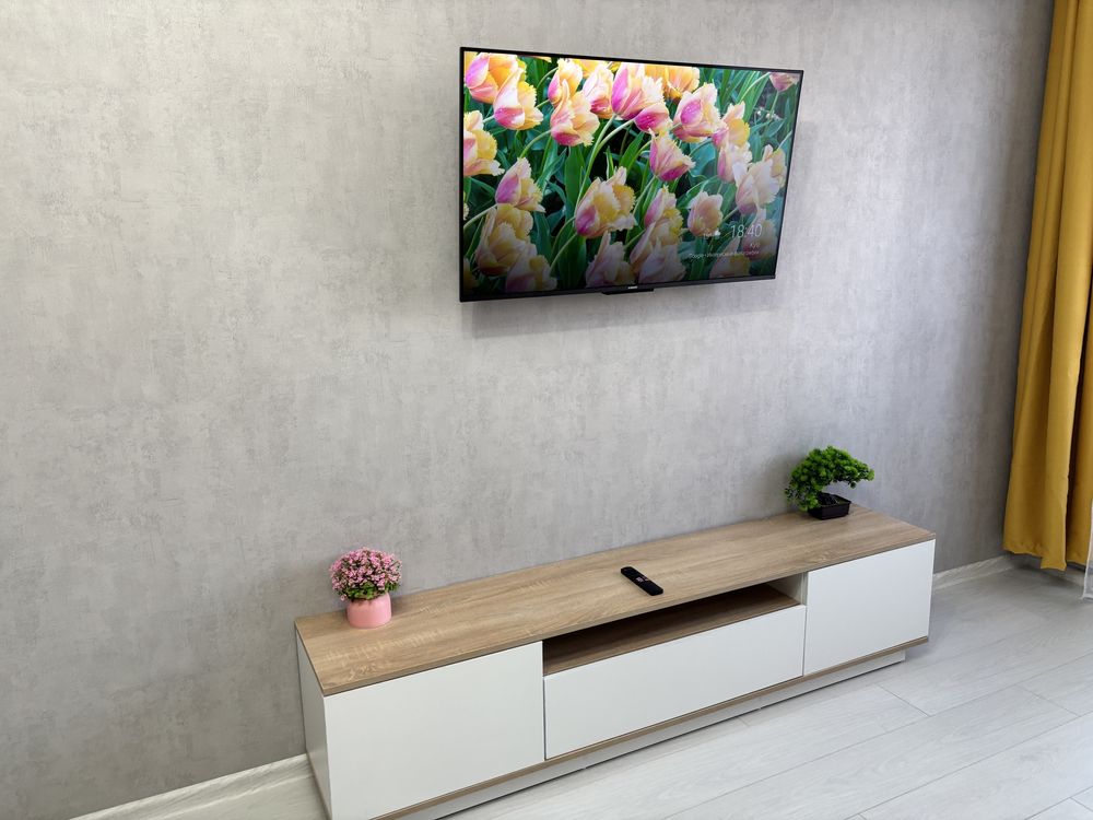 Сдам посуточно Lux-1 комнатную, центр,wi-fi,smart tv,все новое