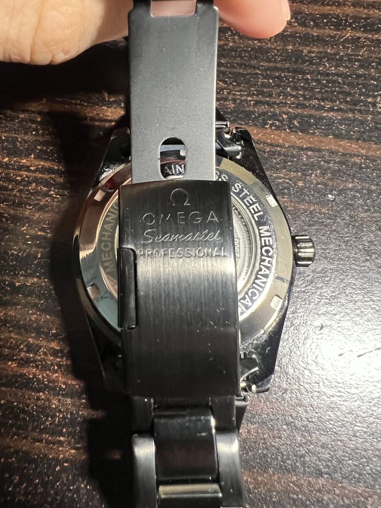 Наручные часы Omega