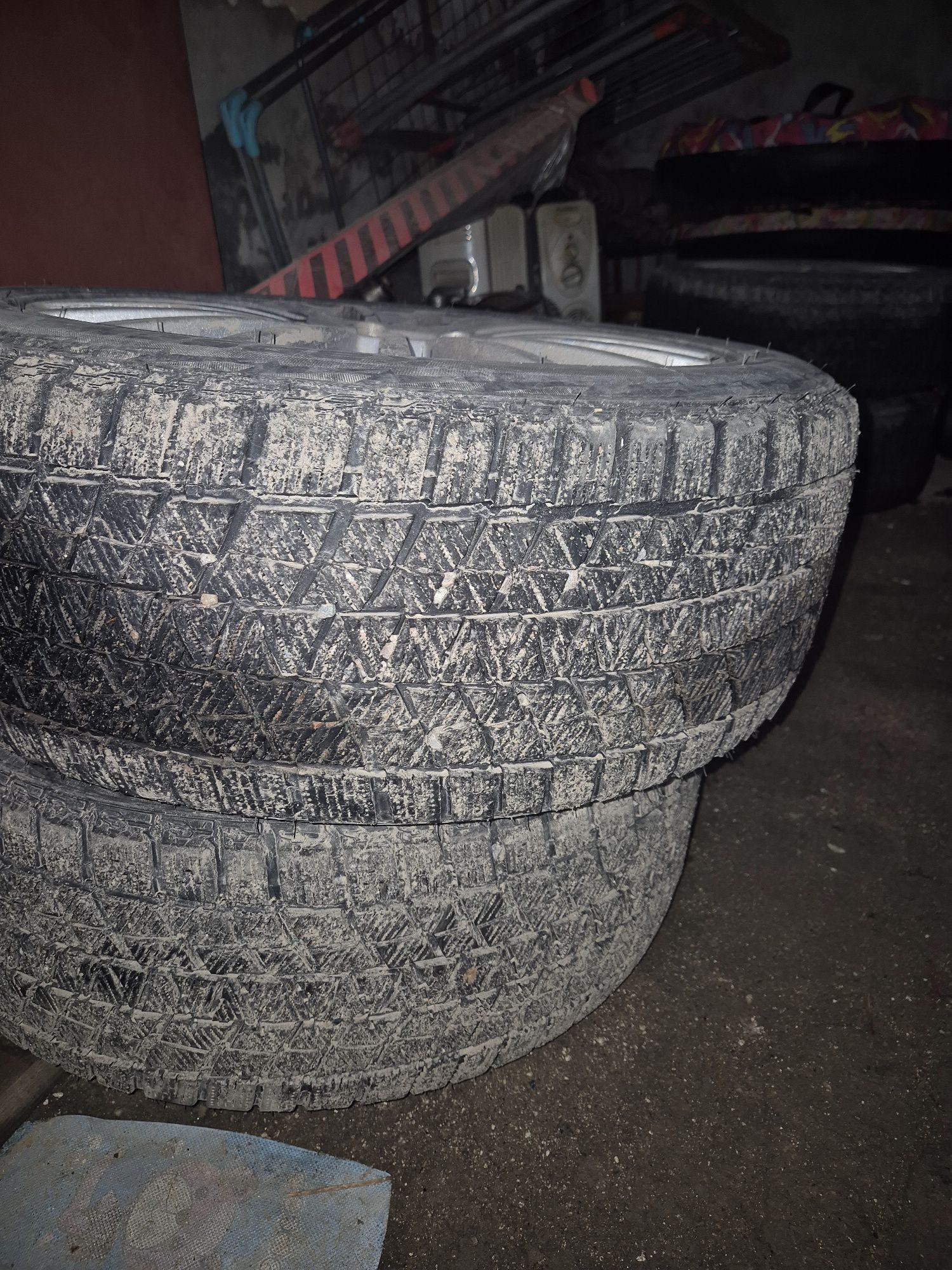 Диски с резиной зима на бмв