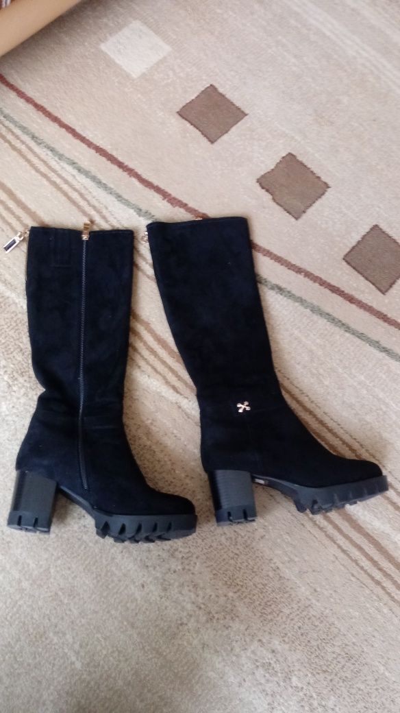 Продам  сапоги (зима)