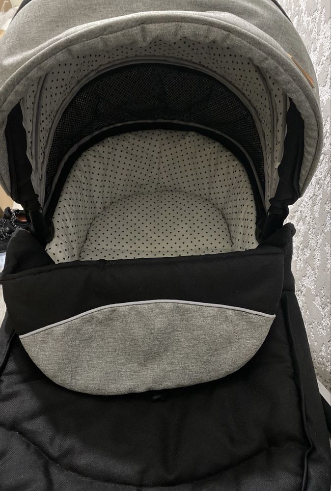 Продам коляску с автолюлькой Teknum