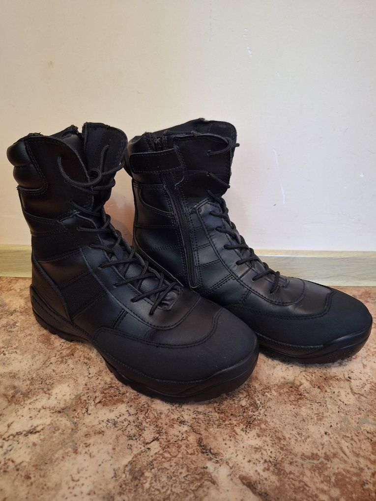 Продам новые амерканские берцы 5.11