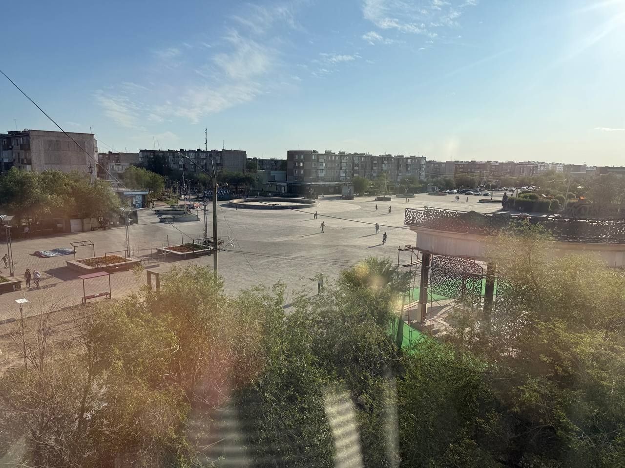 В Центре ТОП Локация дом Народного Банка 3х комнатная ходы раздельные