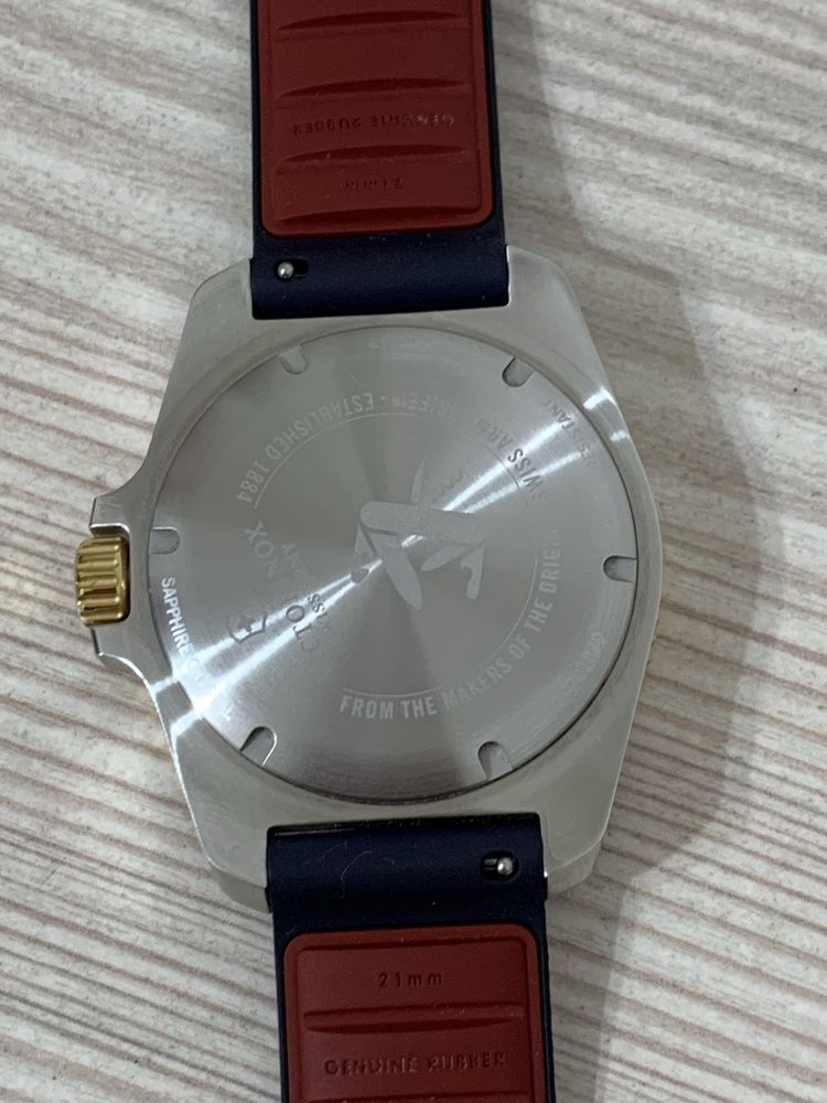 Часы Victorinox Journey 1884