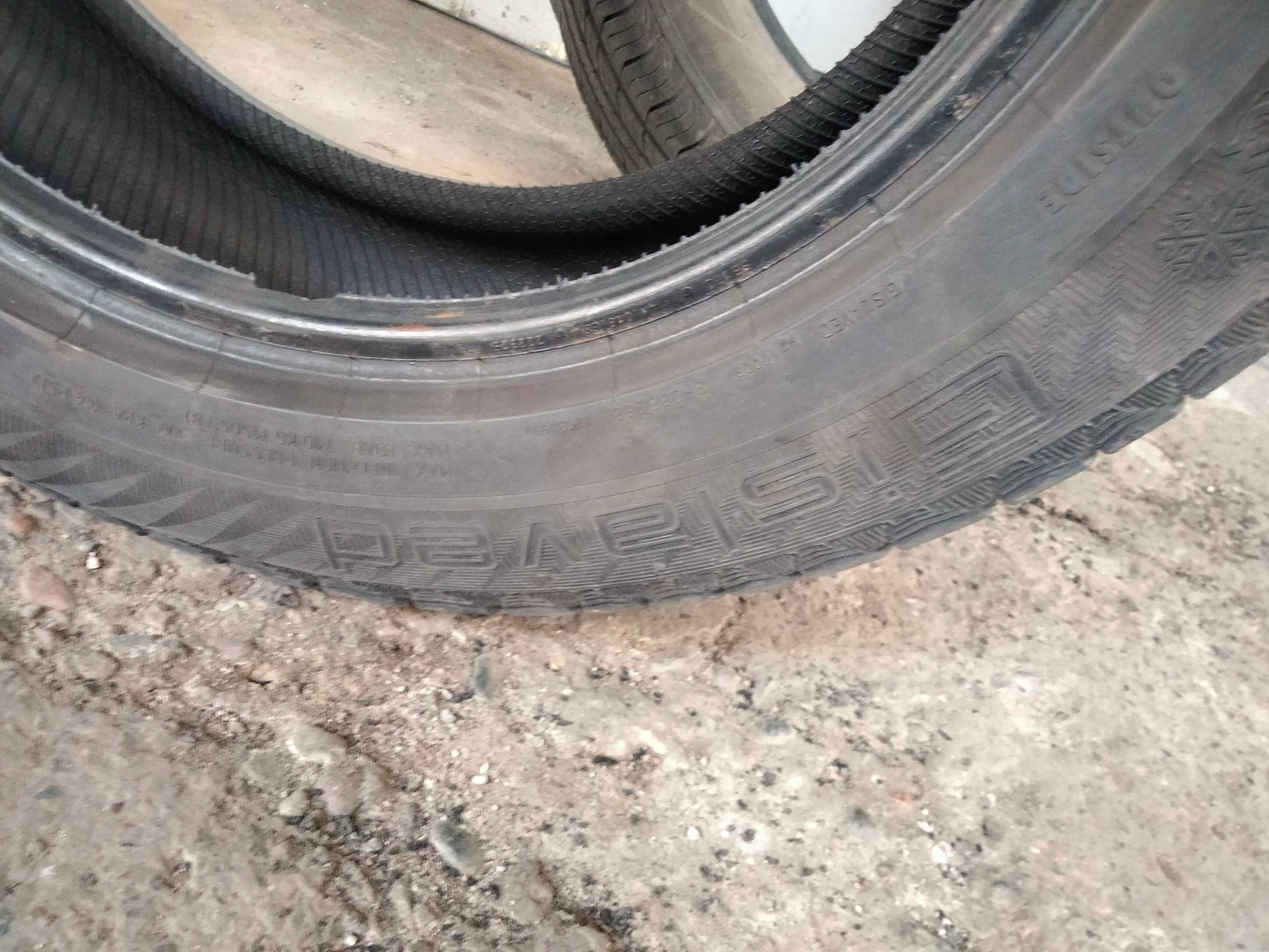 Gislaved 215/60 R17 зимняя резина
