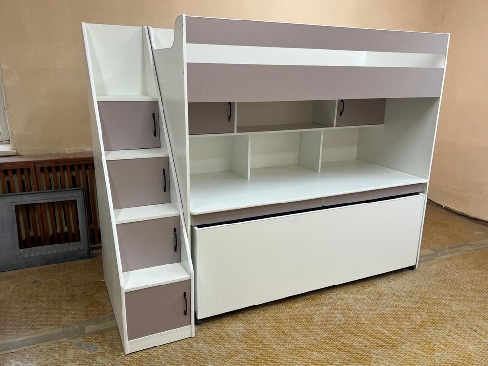 Продам двухъярусную кровать