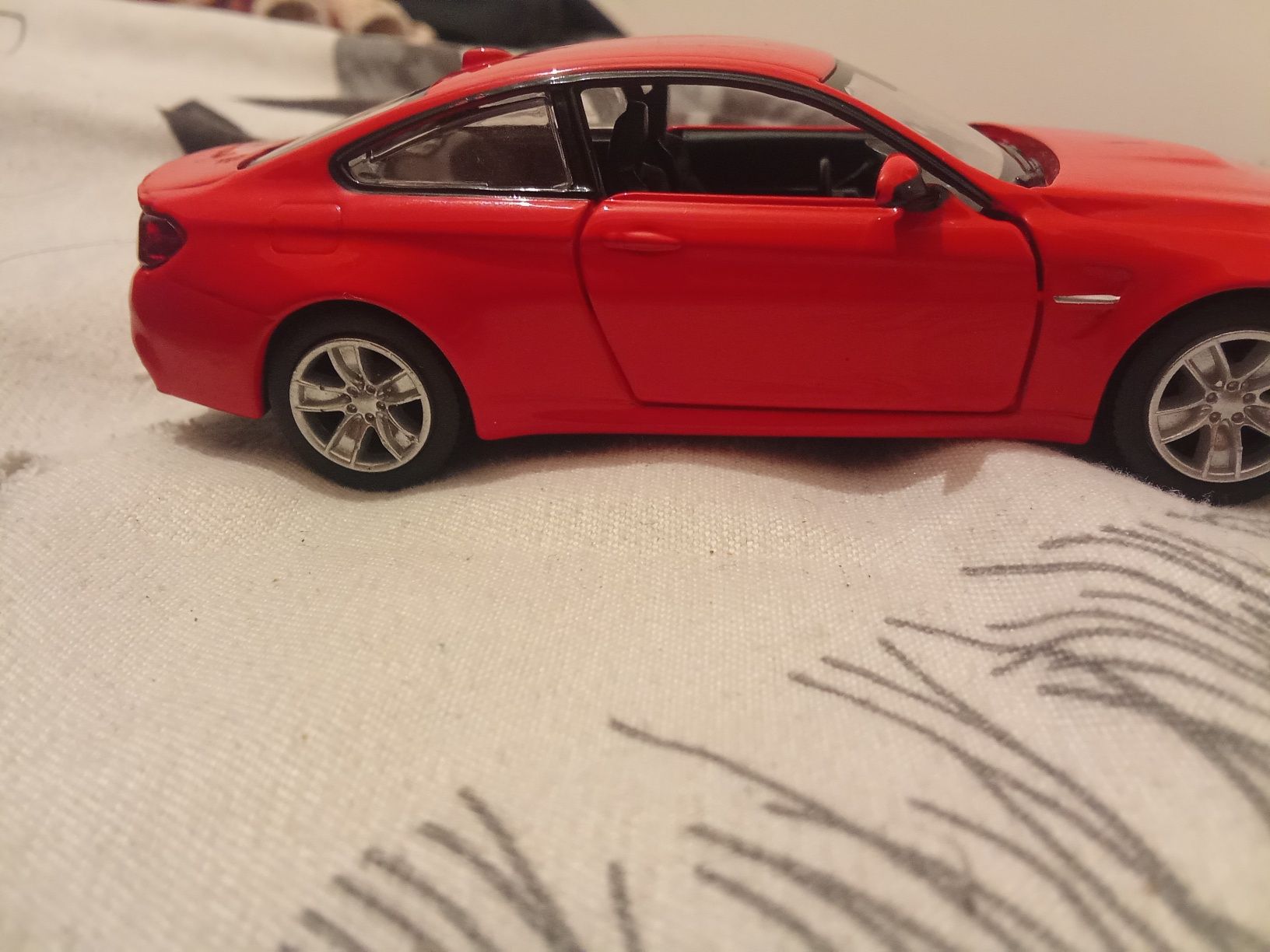 Прошу писать в тг Ghoul_dead993.  BMW M4 COUPE ″не на пульте управлени