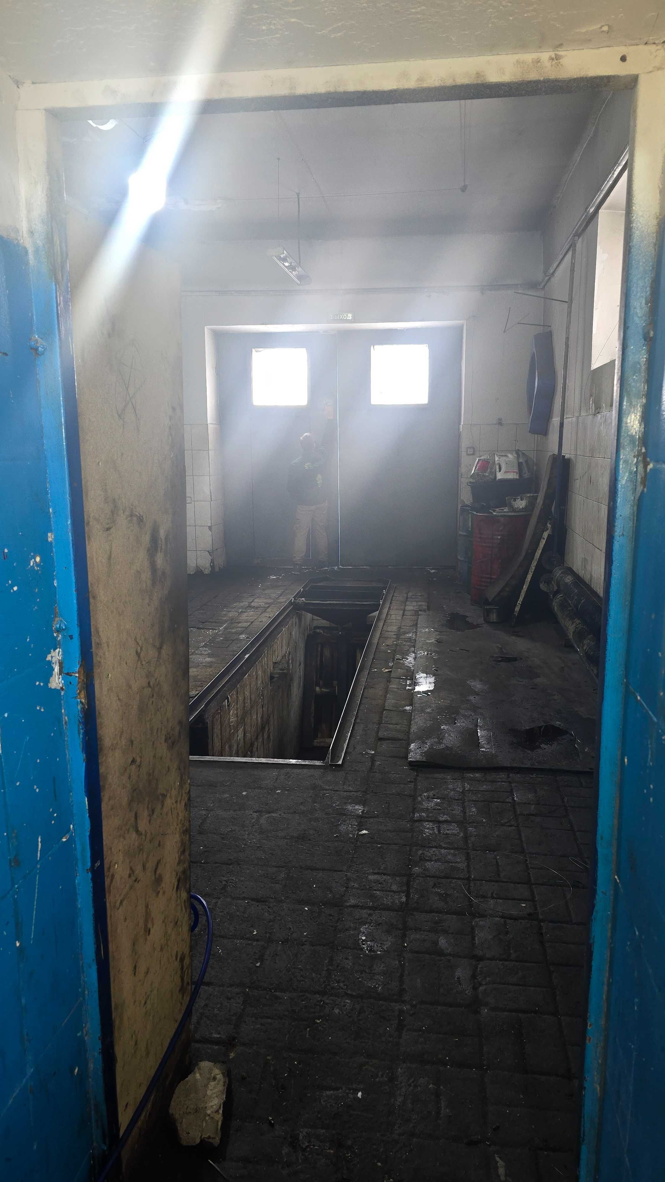 Сдам в аренду бокс 50кв м