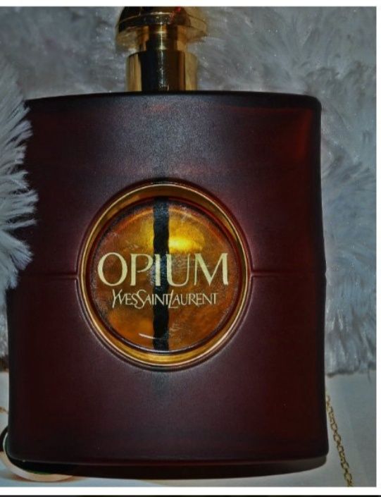 Продам Opium парфюм