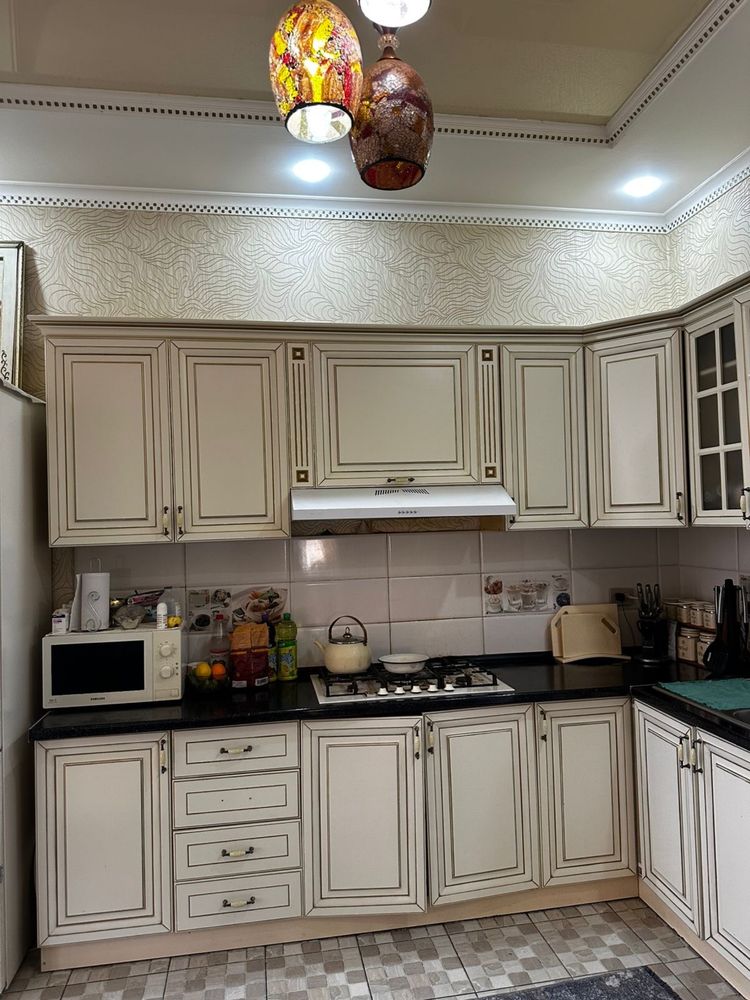 Ас үй жаһазы, Кухонный гарнитур