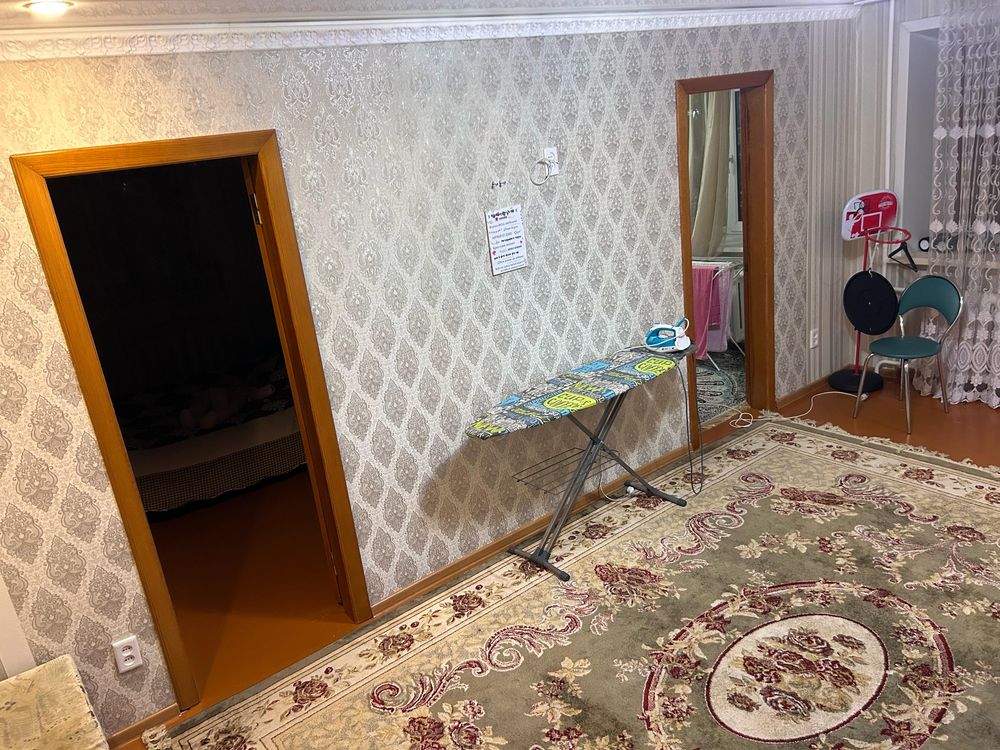 Продам 4 комнатную квартиру