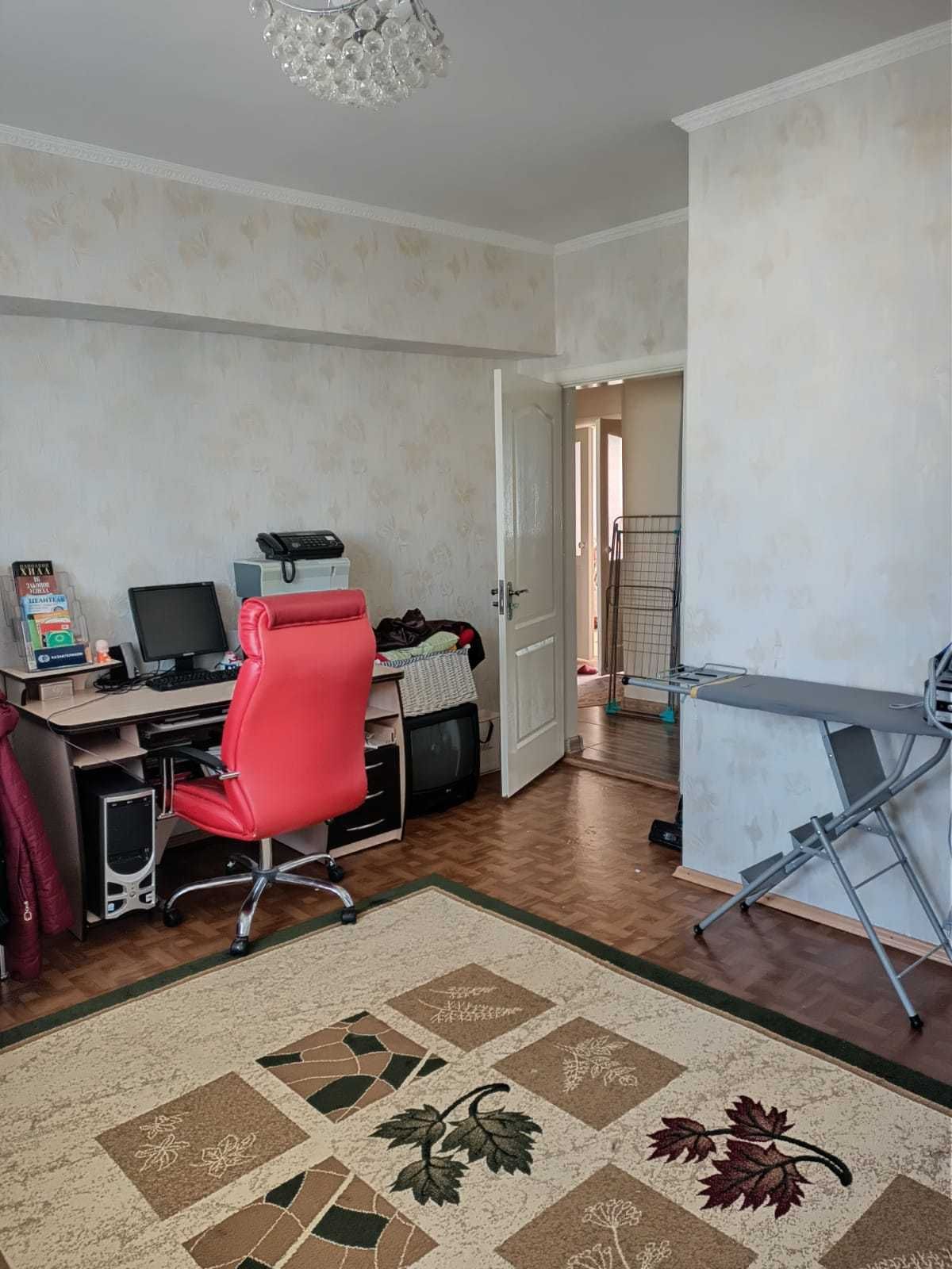 Продается 3 комнатная квартира в мик. Астана