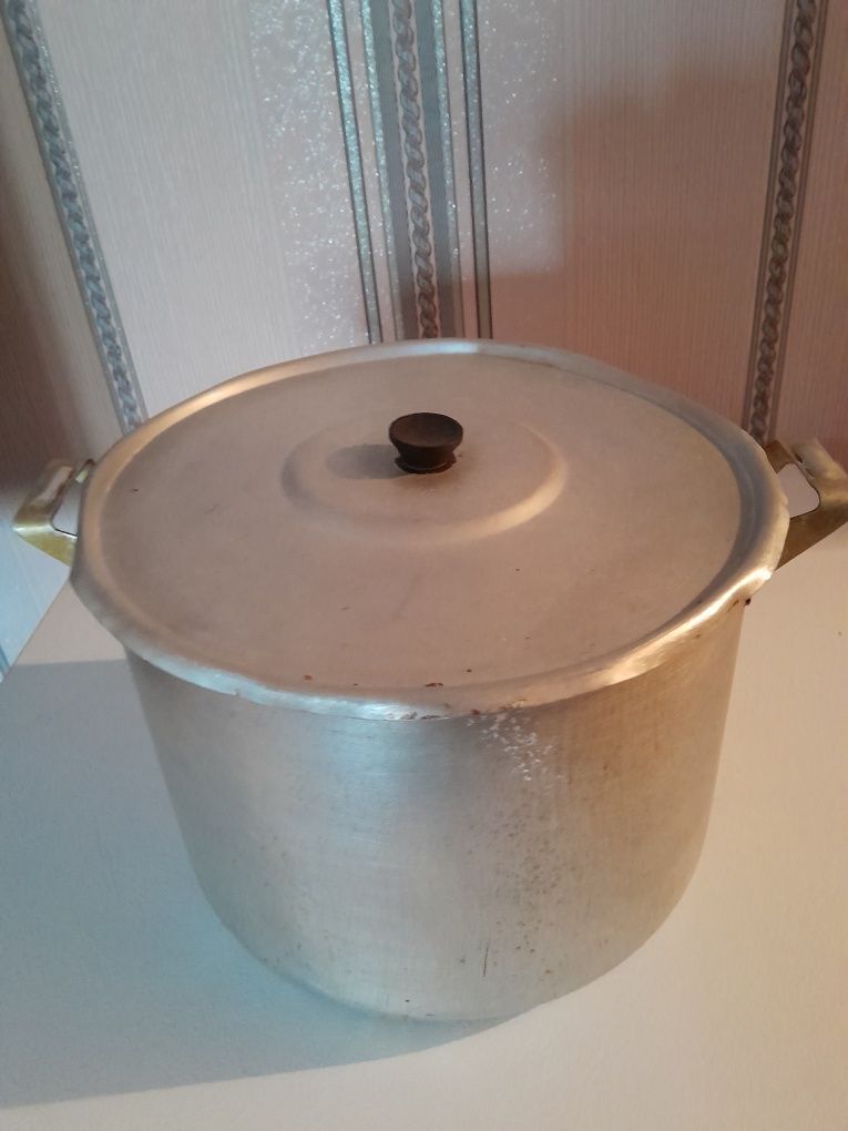 Продам посуду не дорого