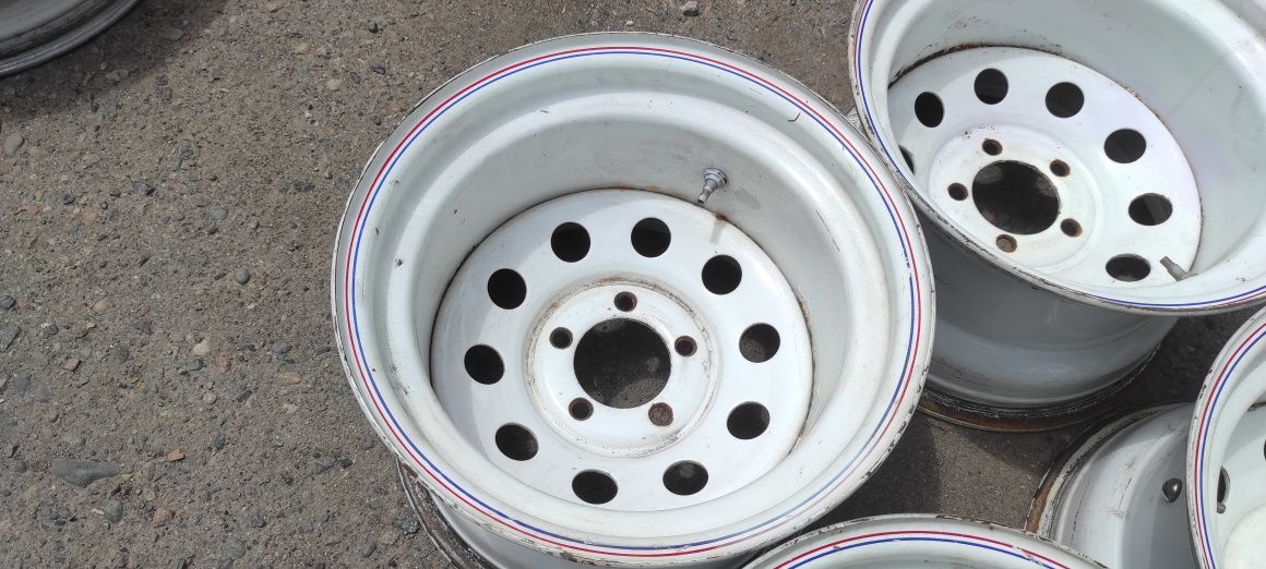 Комплект усиленных дисков R15_5*114.3_10j_et-50. Jeep