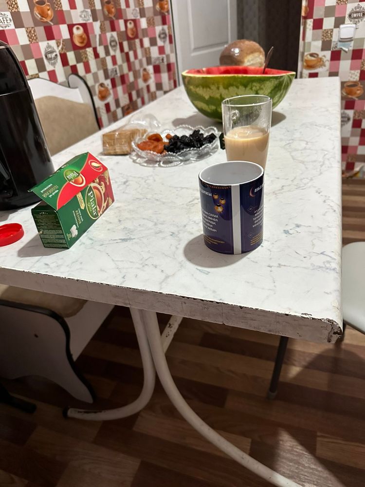Продам кухонную мебель.