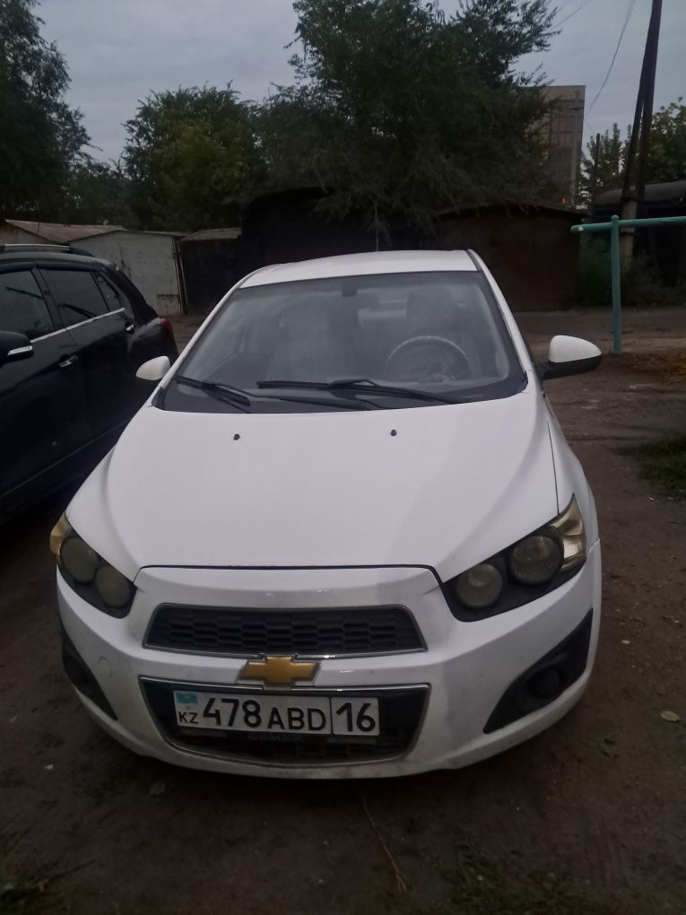 Продам машину шевроле авео