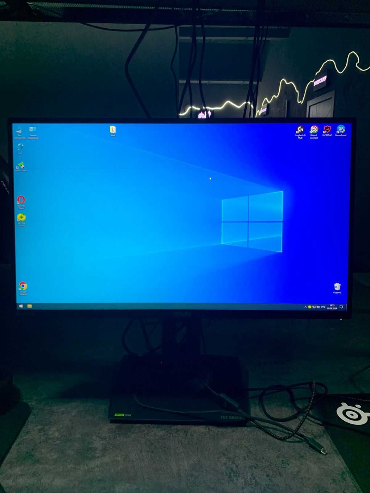 Срочно продается Монитор ASUS TUF Gaming VG259QM черный