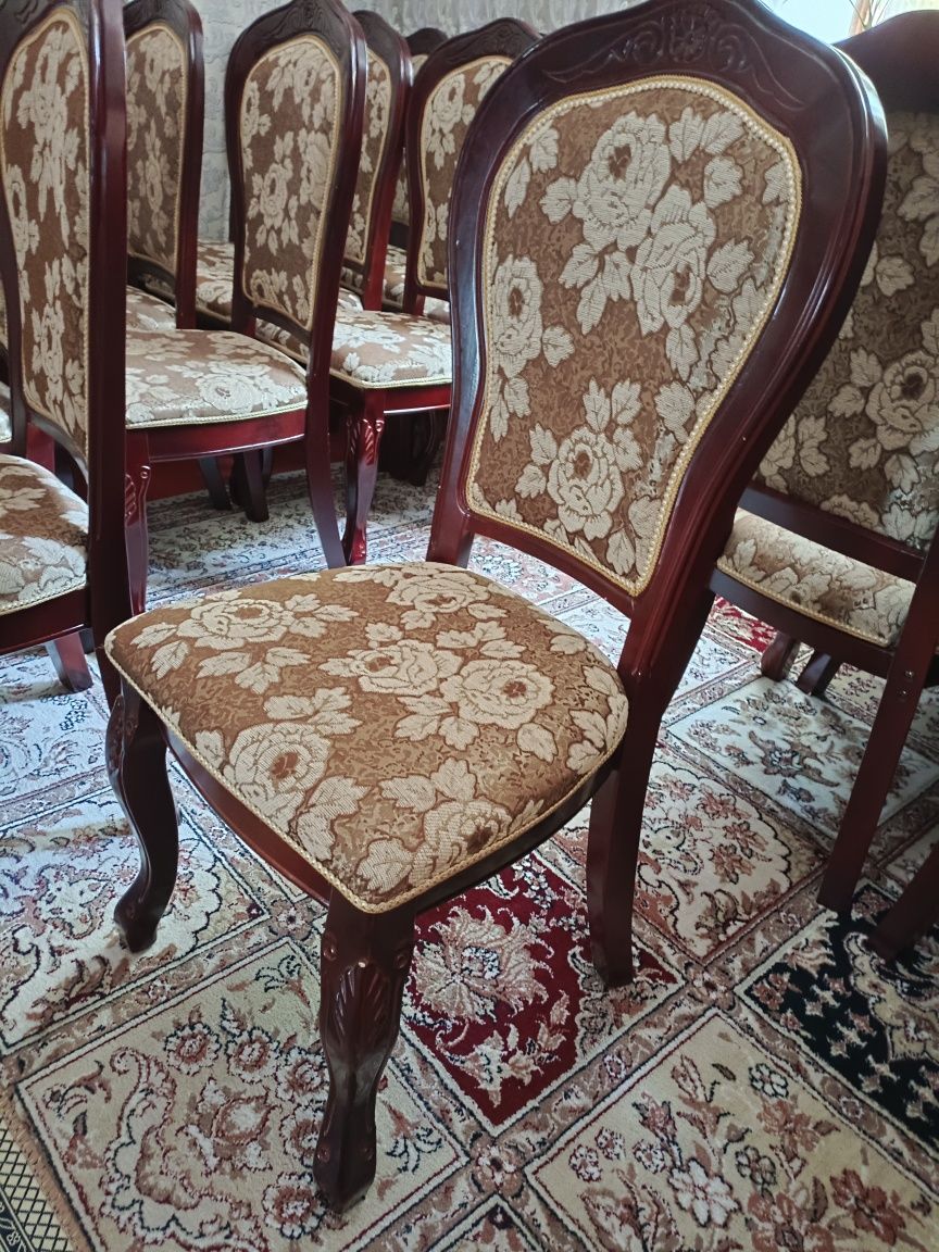 Стол мен орындықтар