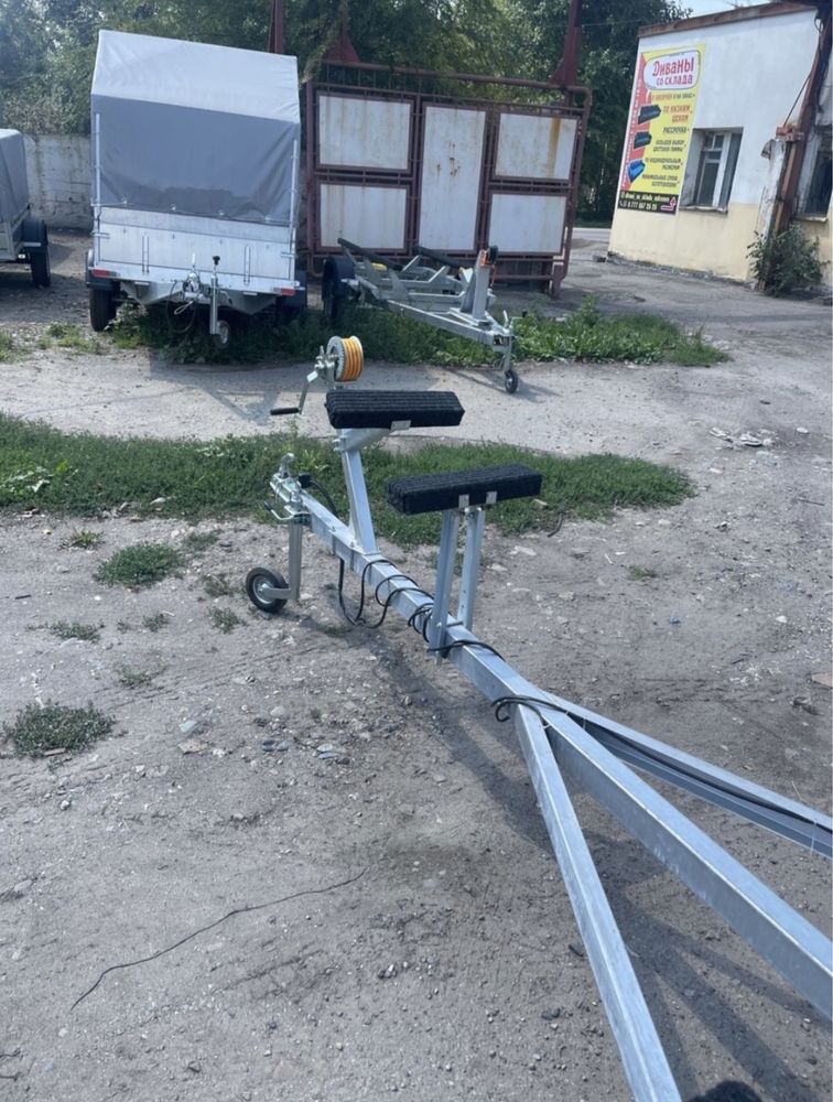 Прицеп под лодку КМЗ 4,4х1,5 колеса r13 экибас