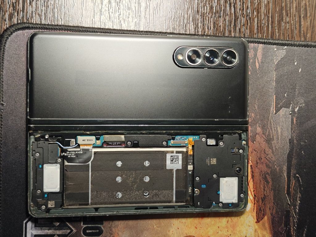GALAXY Z FOLD 3 на продажу