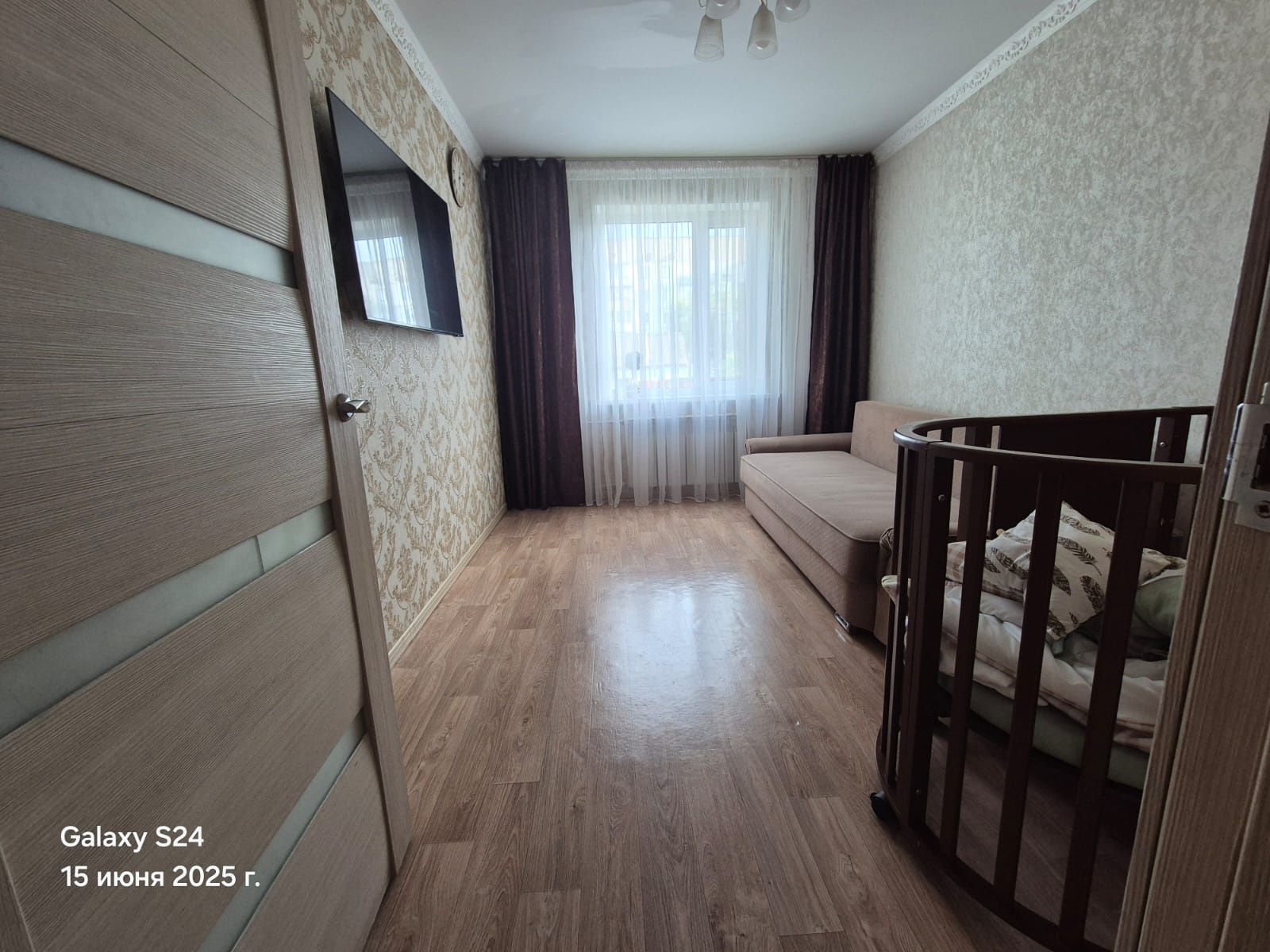 Продаём квартиру 22 мкр Пришахтинск