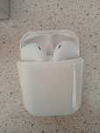 AirPods наушники