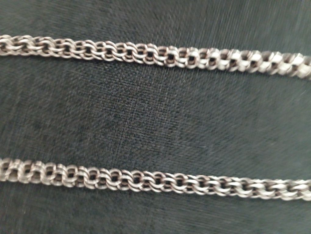 Продам серебряную цепочку