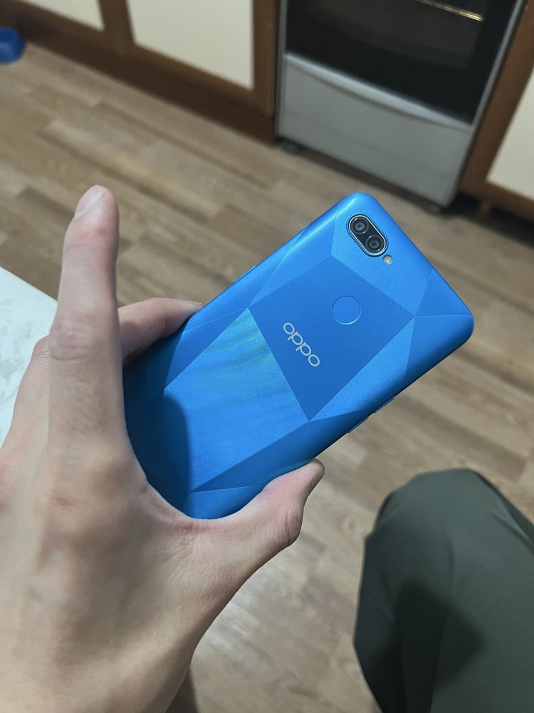 Oppo A12 32GB  в идеальном состоянии