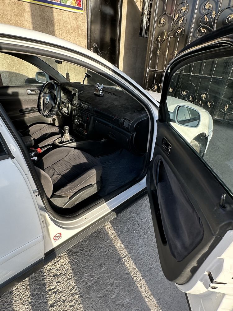 Volkswagen Passat B5 рест 2.8 л