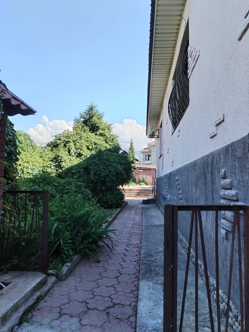 Коттедж тёплый бассейн сауна бильярд караоке