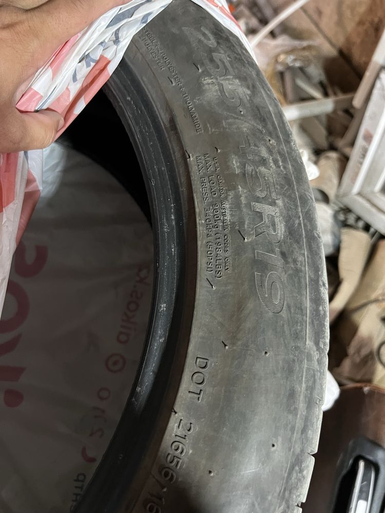 Hankook 255/45/19 Tesla летний