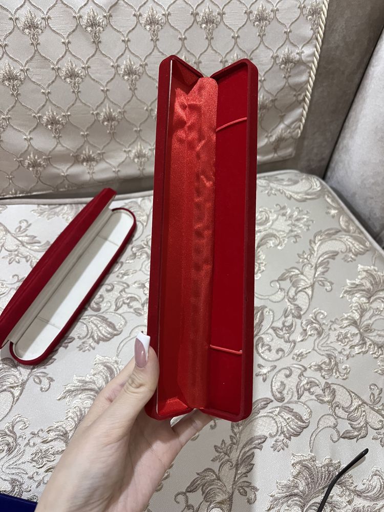Продам коробку для подарка. Подарочная коробка