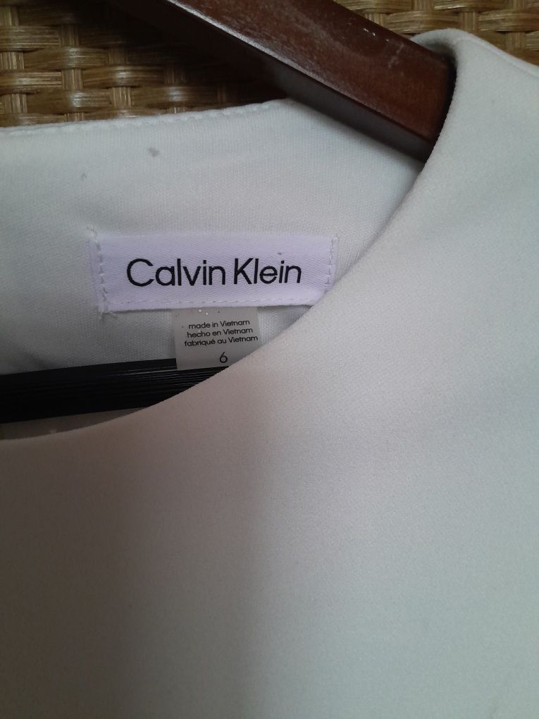 Шикарное Платье от Calvin Klein, 44 р.
