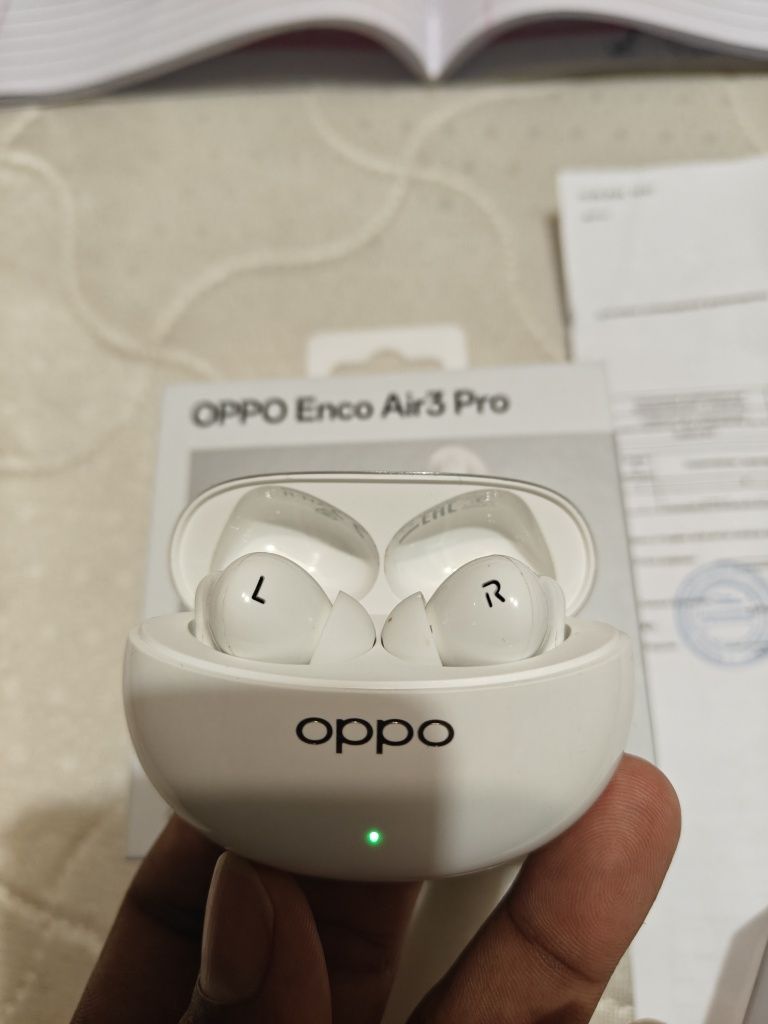 Абсолютно новые наушники Oppo enco air 3 pro с гарантией и счетом