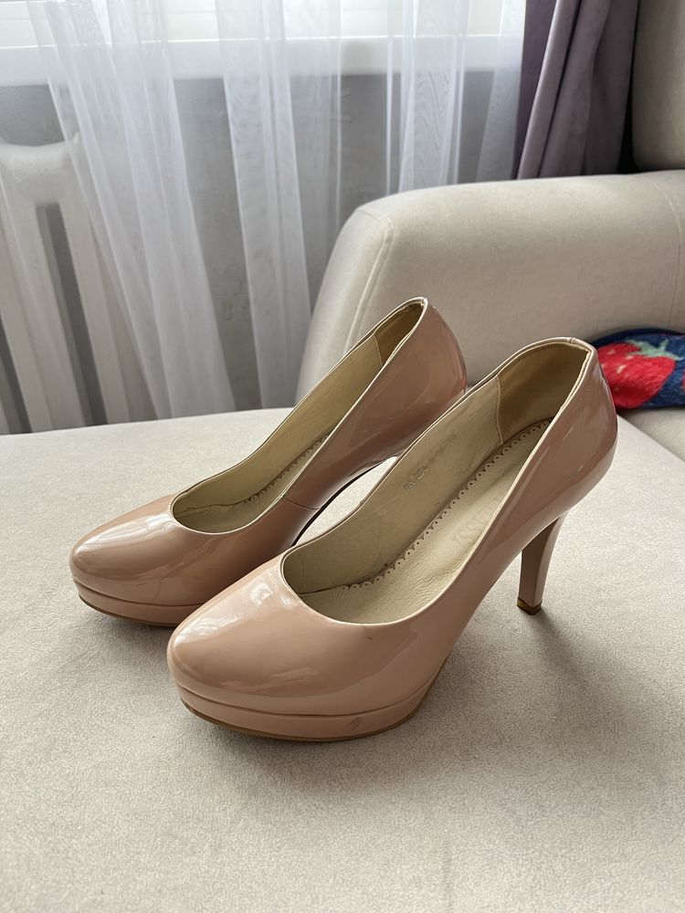 Продам женские балетки, босоножки, туфли