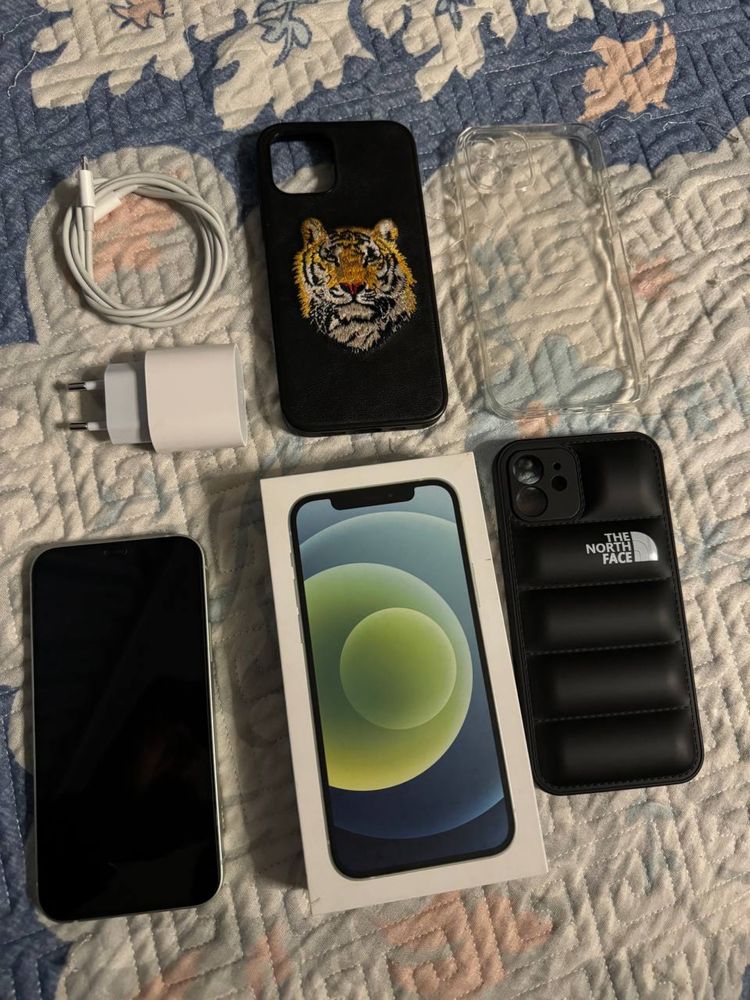 iphone 12. 128gb