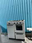 Газовая плита продам срочно