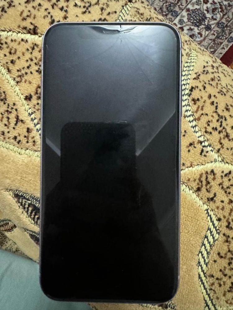 Продам iphone 11