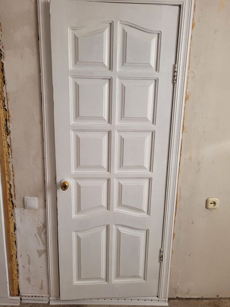 Деревянные двери
