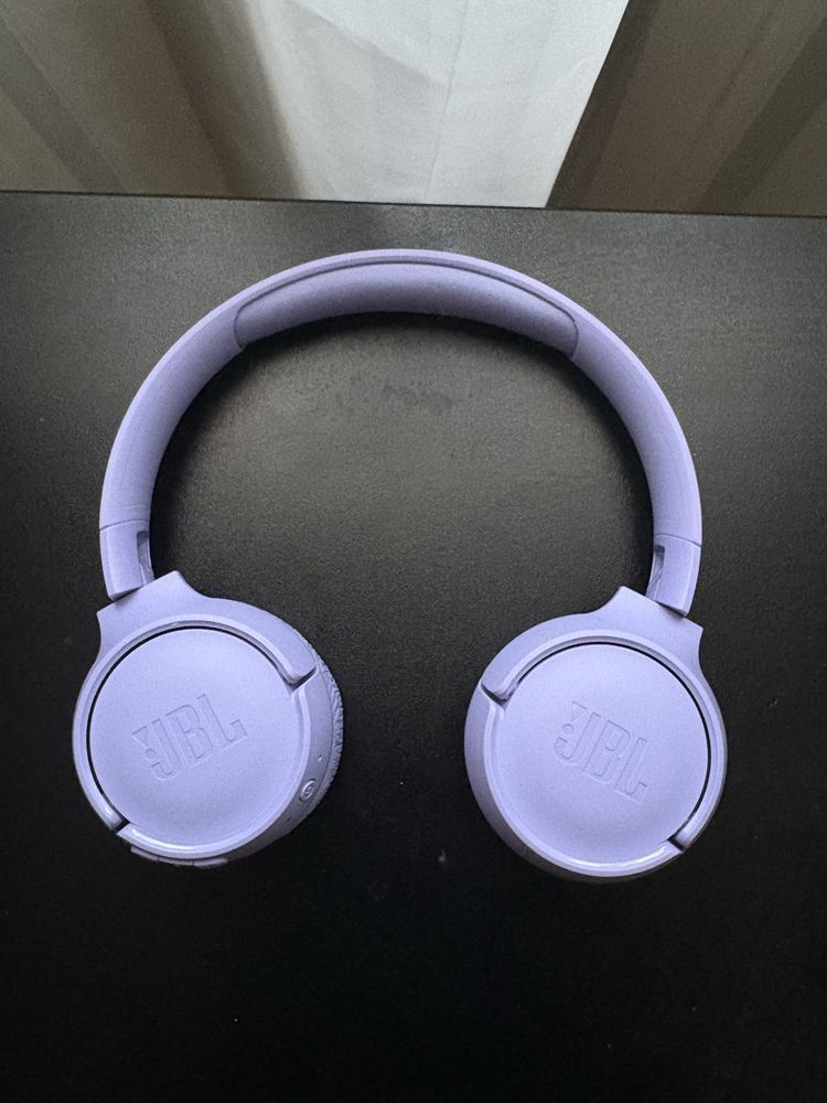 Продаю JBL tune 520bt