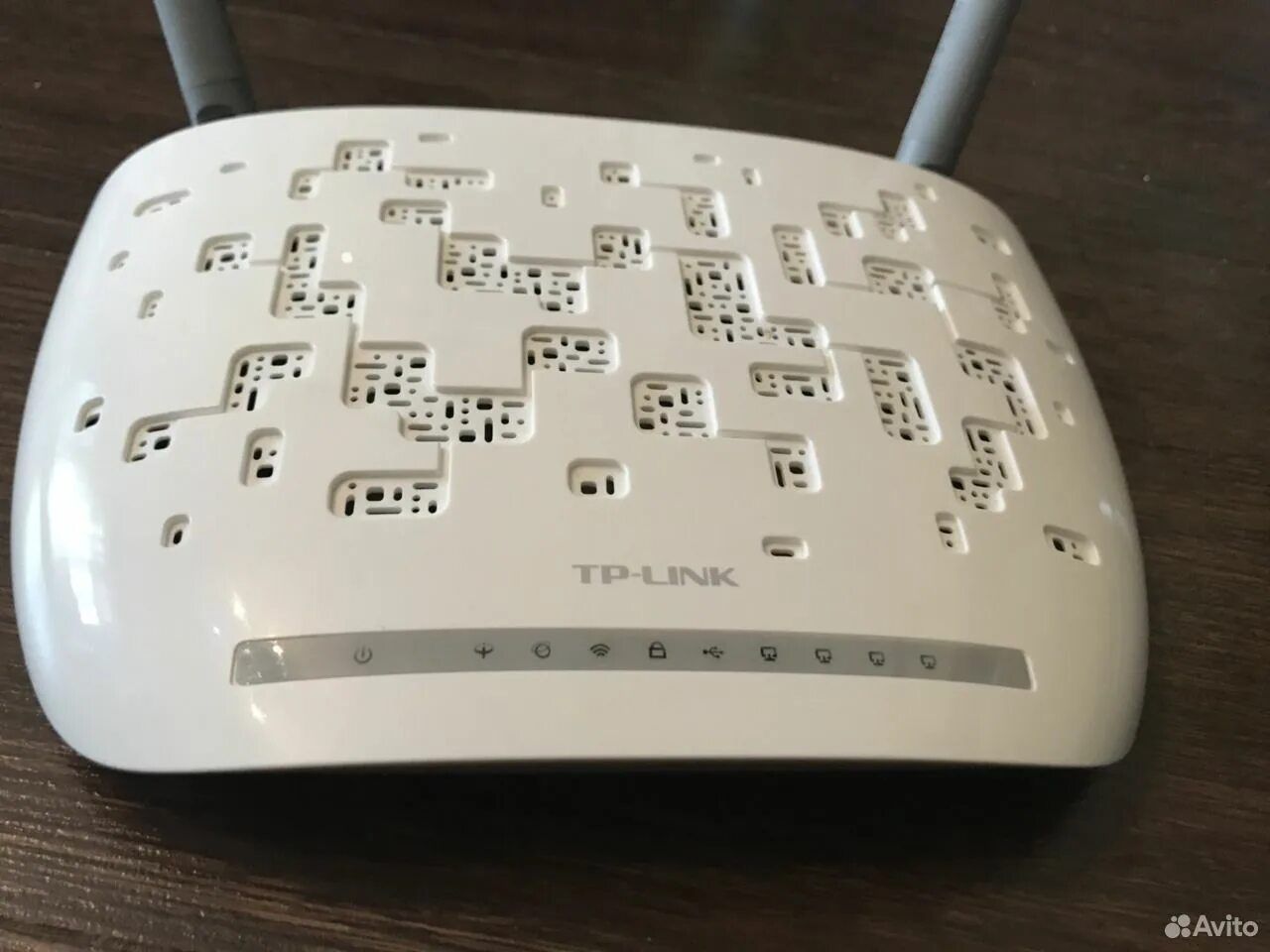 Модем TP-Link TD-W8968
N300 Wi-Fi роутер с ADSL2+ модемом и по
