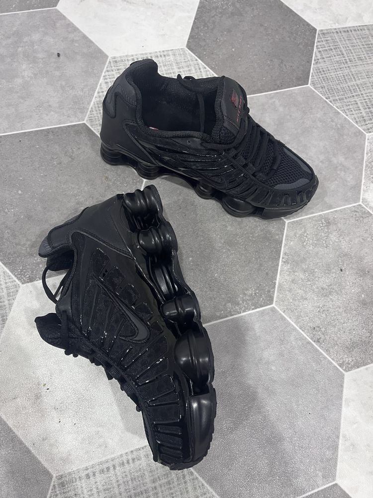 Продам Nike shox TL