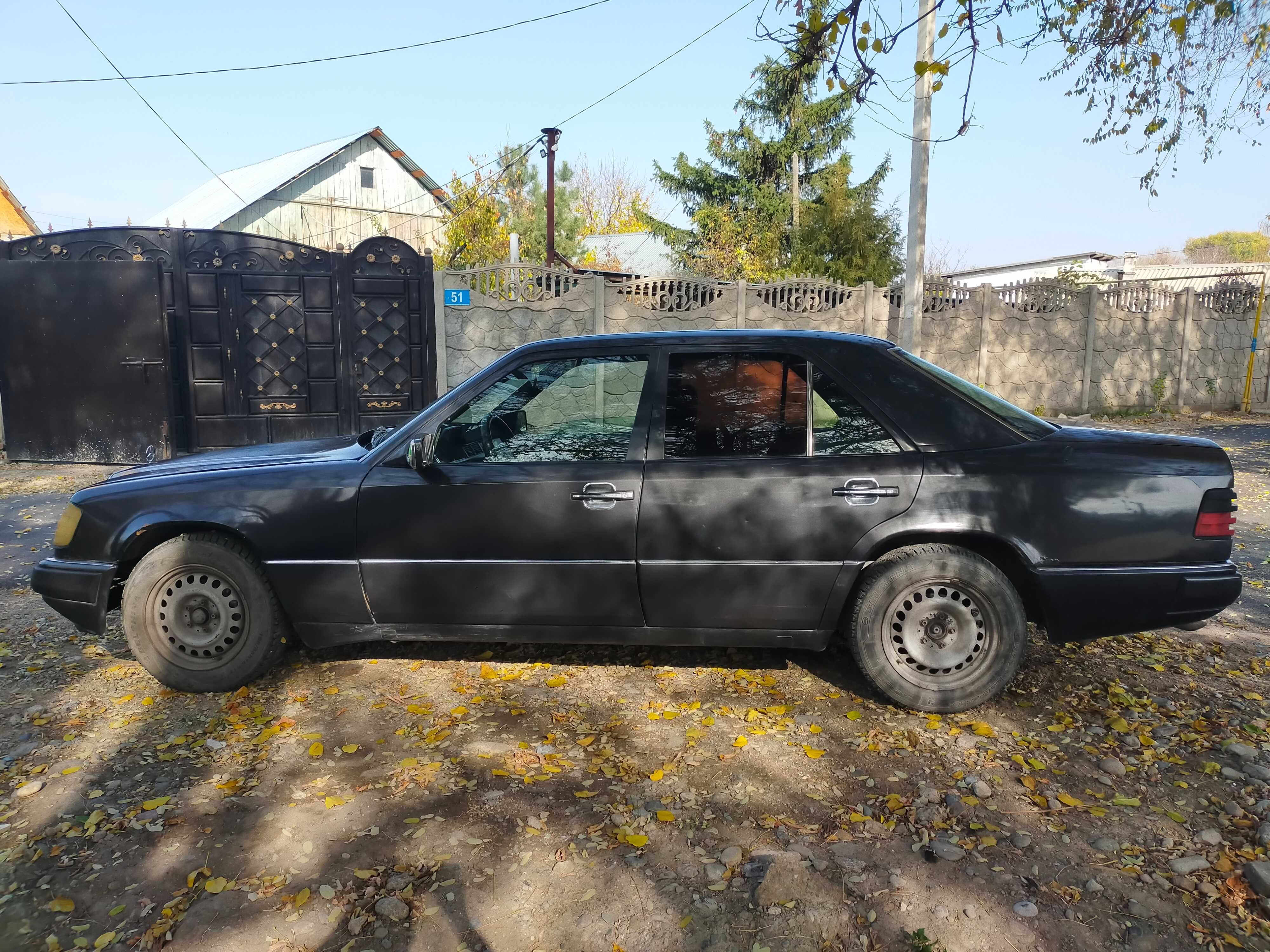 Продаётся Meрседес 220е