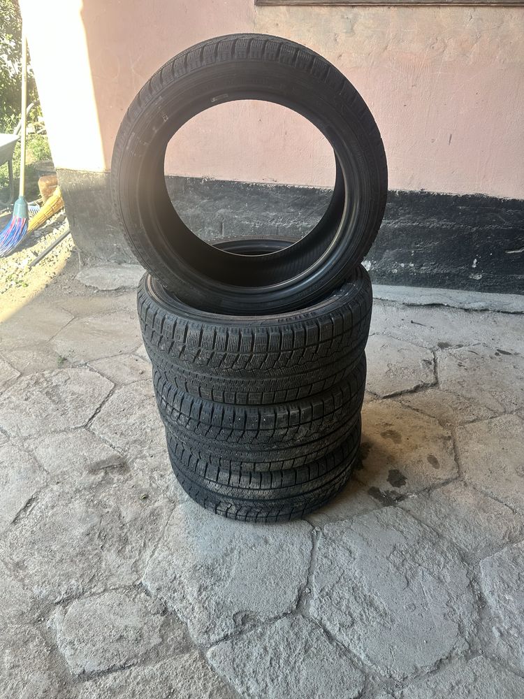 Продам шина срочна