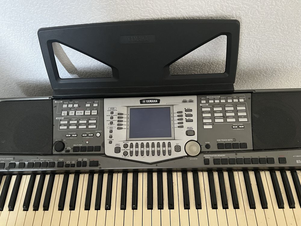 Синтезатор YAMAHA б/у продам