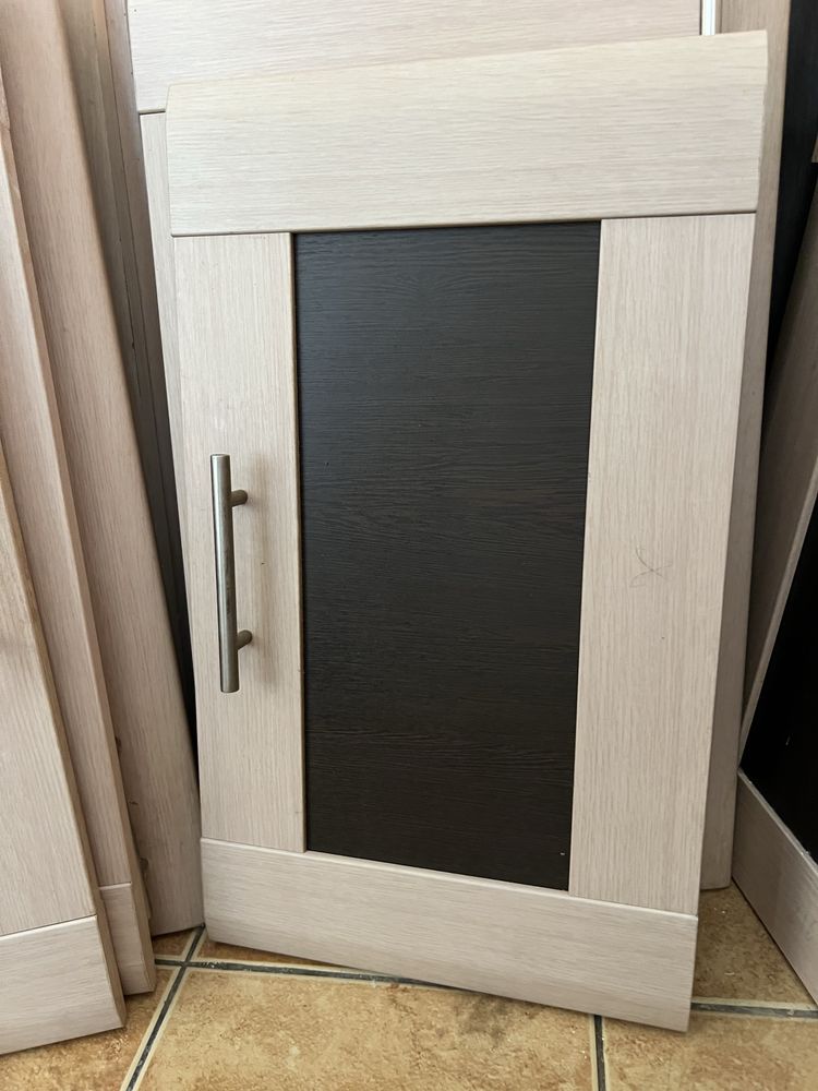 Продаю фасады от кухонного гарнитура