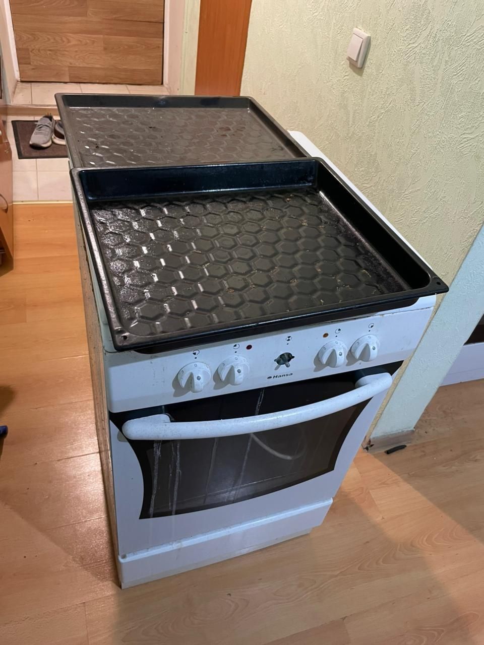 Продам Плиту электрическую