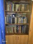 Продам шкаф книжный